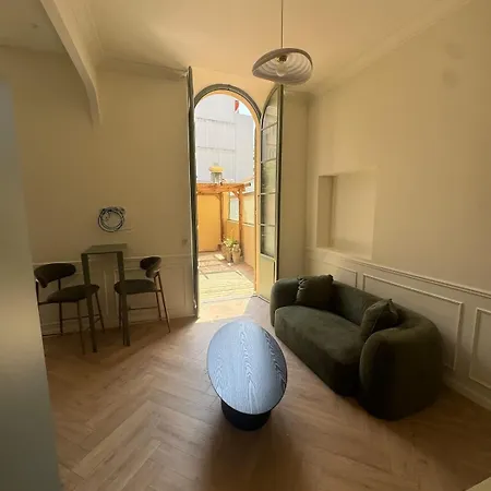 Magnifique Avec Grande Terrasse דירה